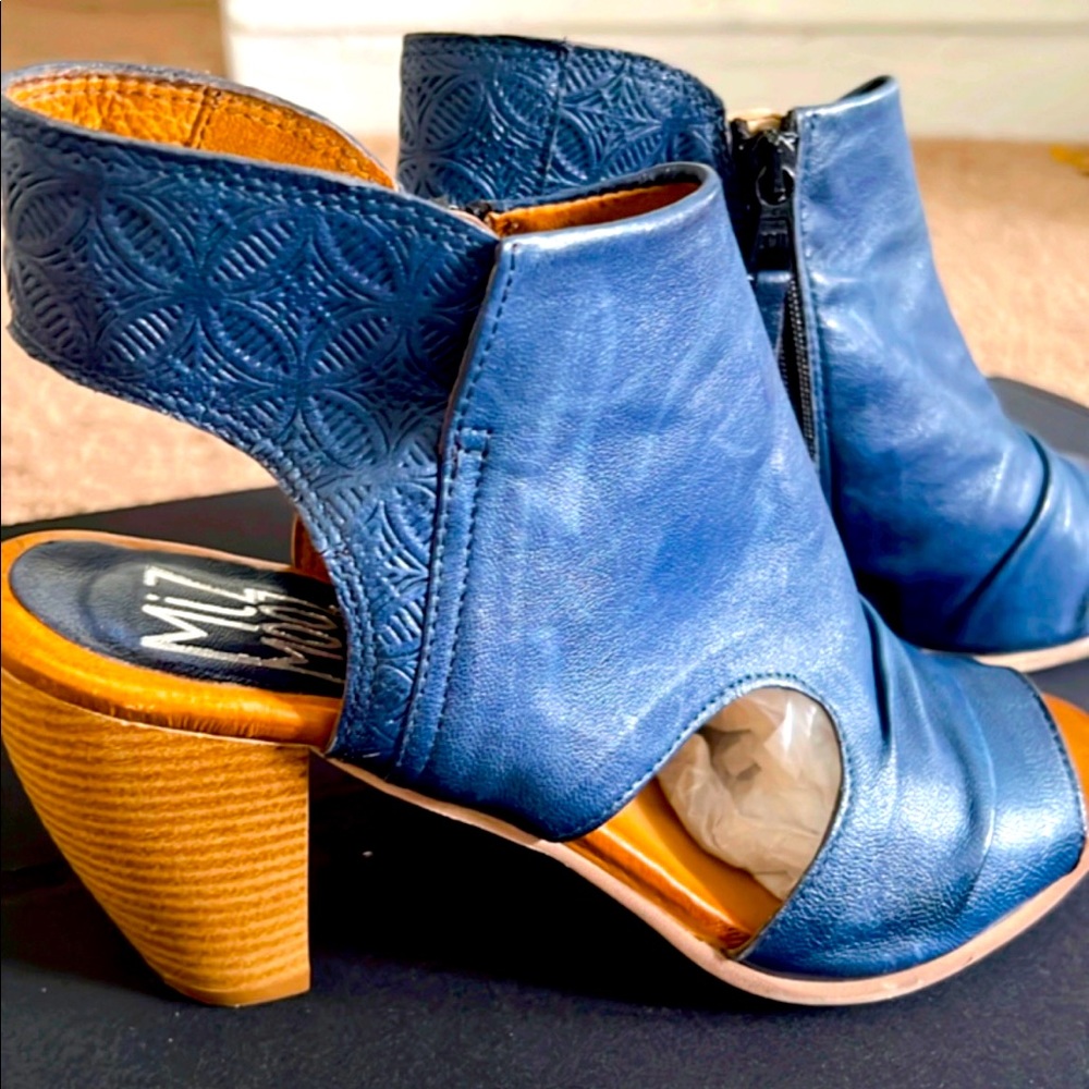 Miz Mooz shoes